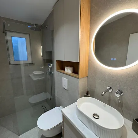 Artemis Poolhouse Baška Voda