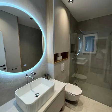 Artemis Poolhouse Apartamento