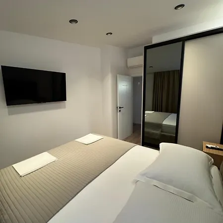 Apartman Artemis Poolhouse