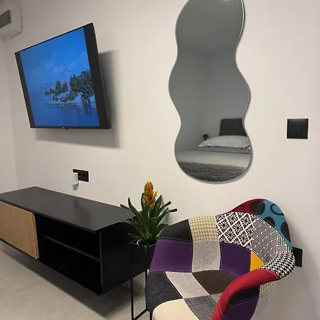 Apartamento Artemis Poolhouse *