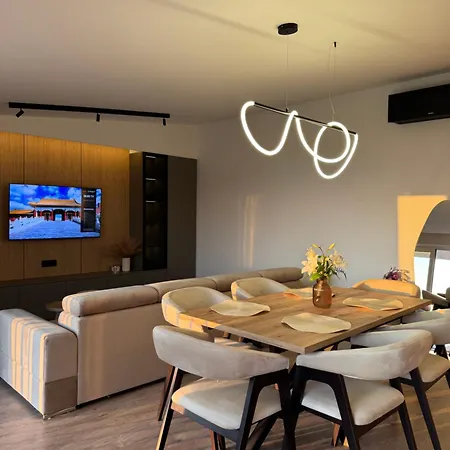 Artemis Poolhouse Apartamento Baška Voda