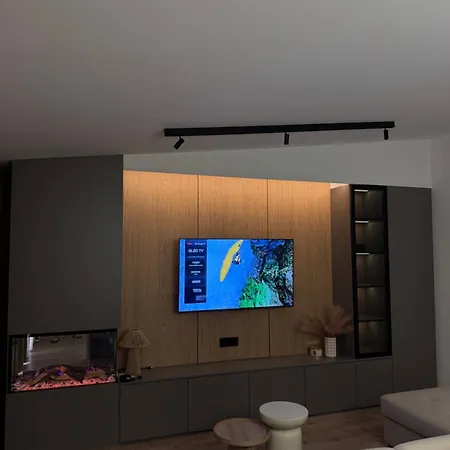 Artemis Poolhouse Apartman