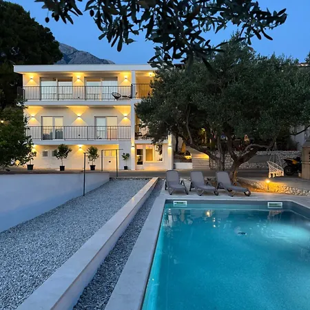 Artemis Poolhouse Apartamento Baška Voda